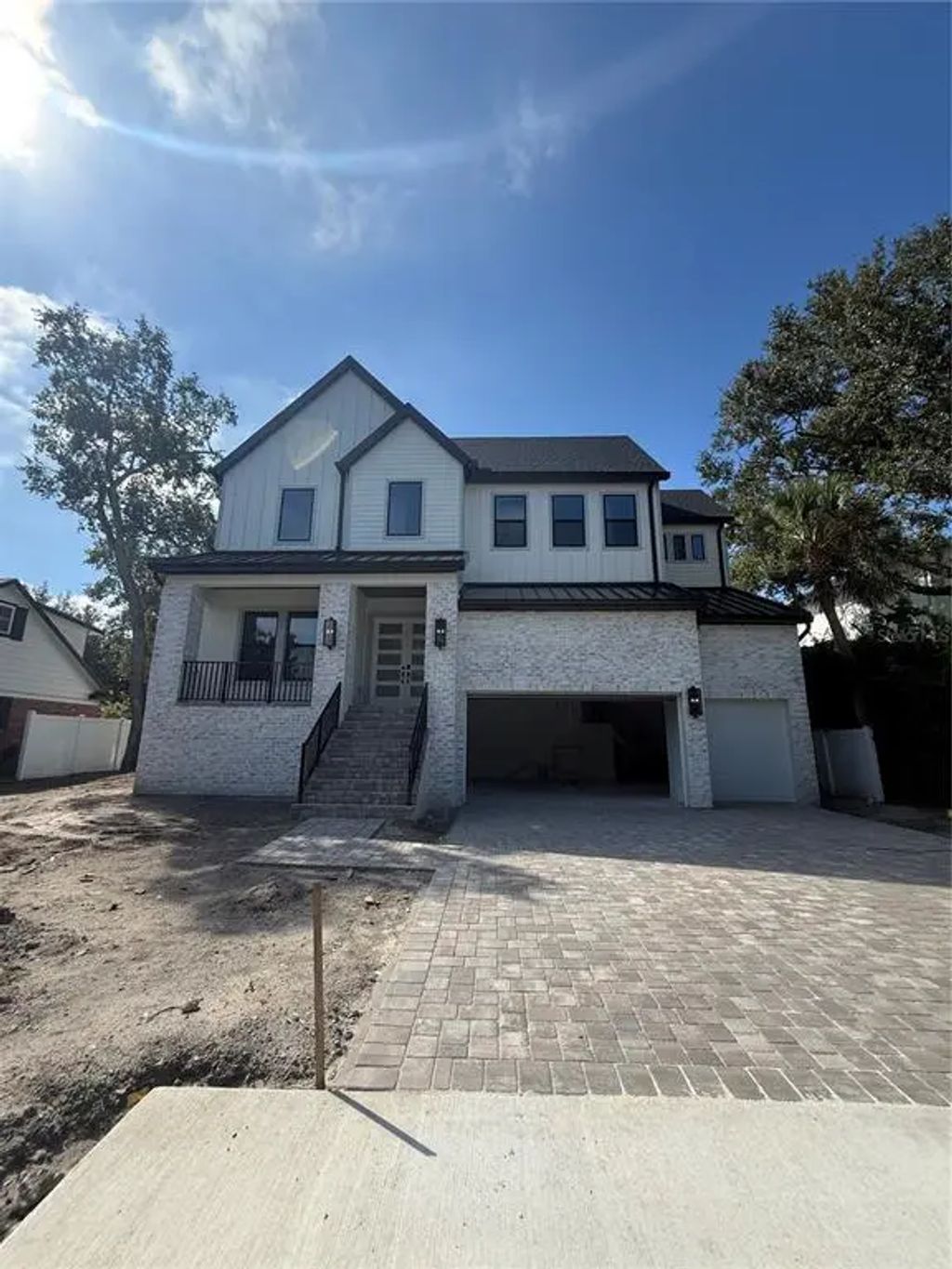4906 W Estrella Street, TAMPA