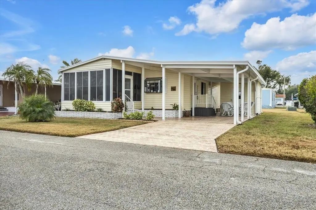 808 53rd Avenue E 209, BRADENTON