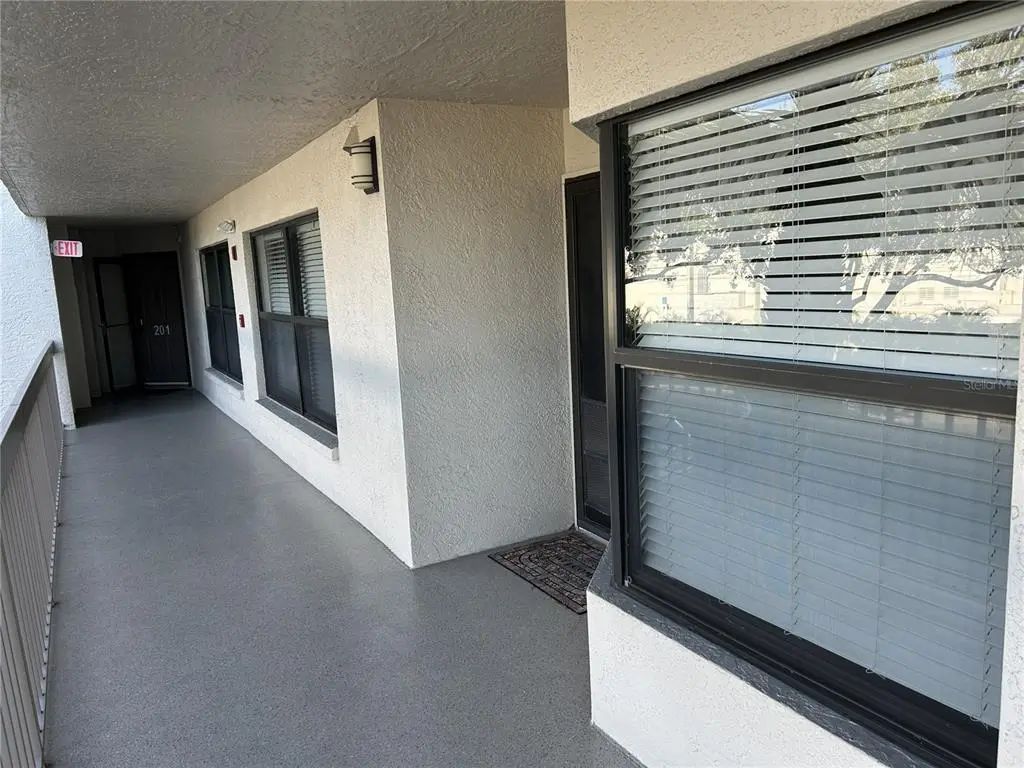 1316 Pasadena Avenue S 202, SOUTH PASADENA