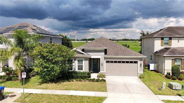 902 Grand Hilltop Drive, APOPKA