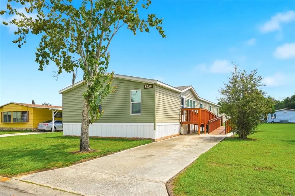 209 Ellsworth Drive, KISSIMMEE