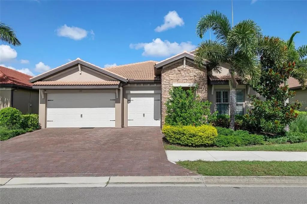 135 Pescador Place, NORTH VENICE