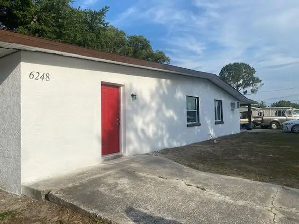 6246-6248 20th Street, ZEPHYRHILLS
