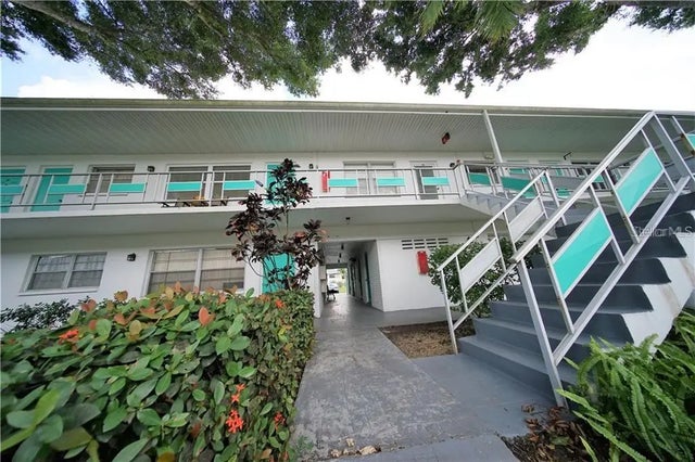 5810 21st Street N 15, ST PETERSBURG