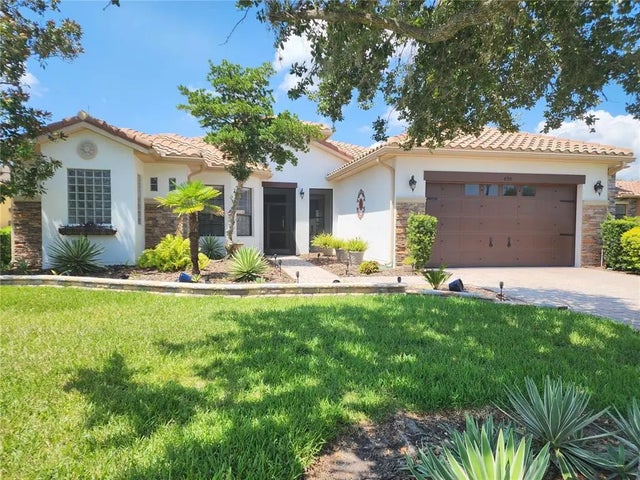 890 Bella Viana Road, KISSIMMEE