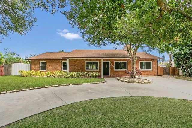 2613 Travelers Palm Drive, EDGEWATER