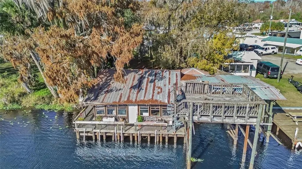 55512 Front Street, ASTOR