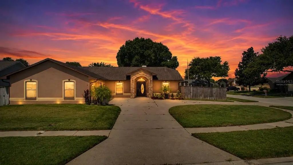 5719 Sweetheart Court, ST. CLOUD