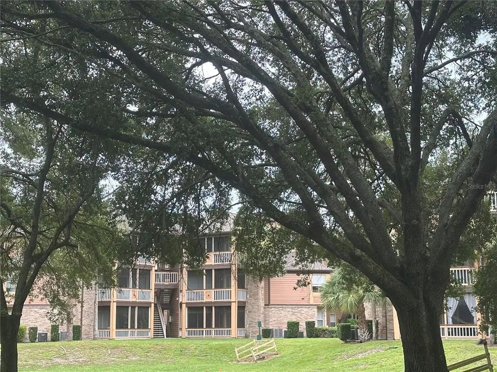 486 N Pin Oak Place 210, LONGWOOD