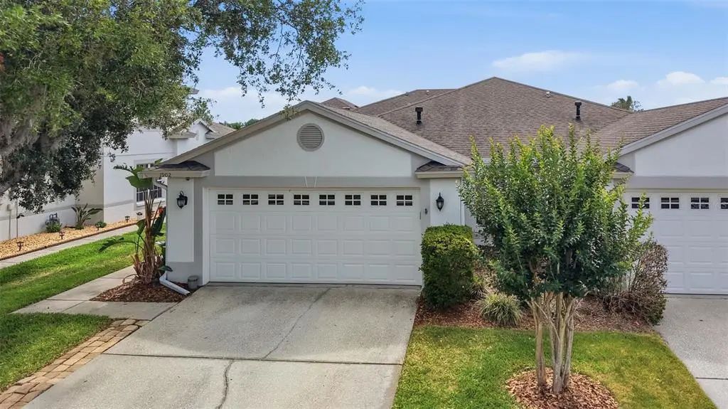 1902 Echo Pond Place, WESLEY CHAPEL