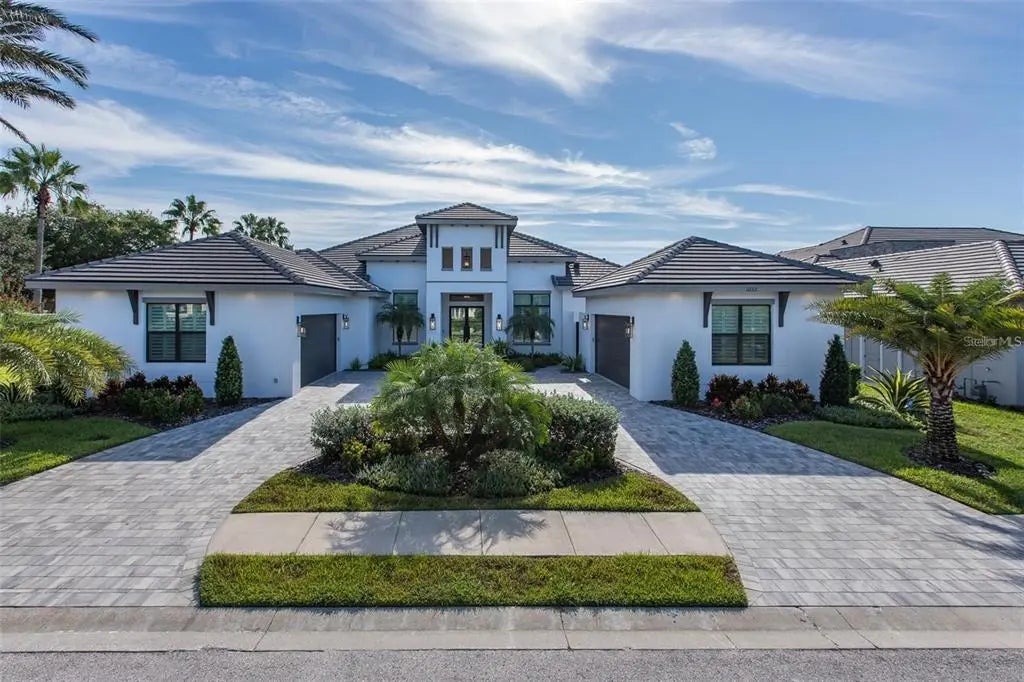 1222 Almeria Drive, TRINITY