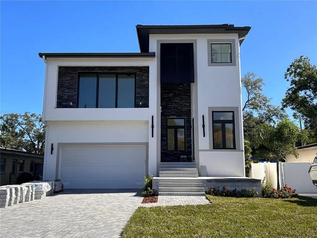 519 W Davis Boulevard, TAMPA