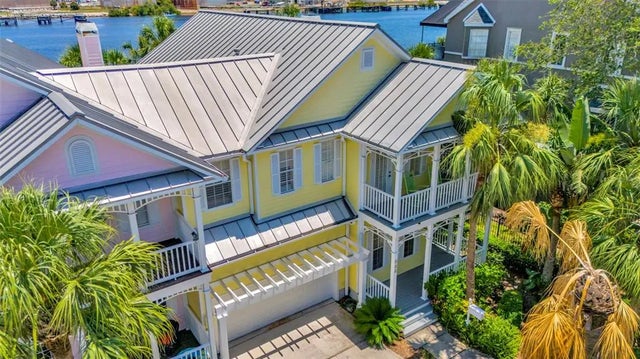 936 Hemingway Circle, TAMPA