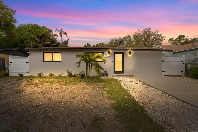 8835 W Patterson Street, TAMPA
