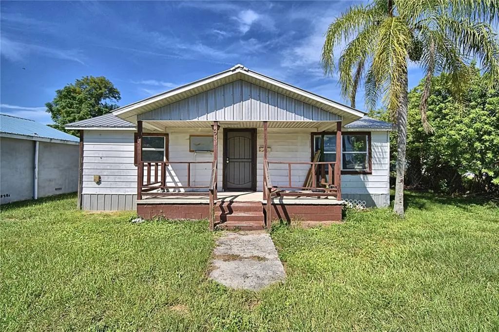 908 S Delaney Avenue, AVON PARK