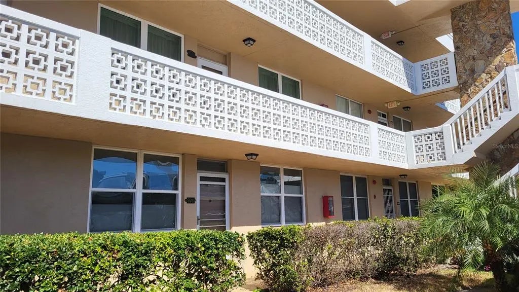 4915 Bay Street Ne 335, ST PETERSBURG