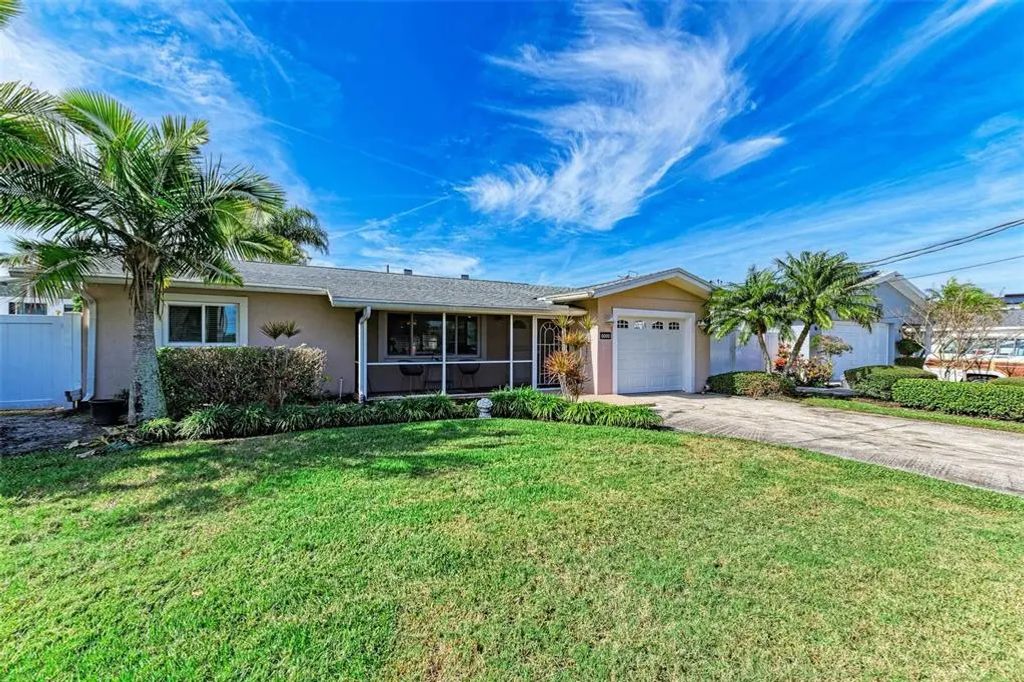 6000 Bayou Grande Boulevard Ne, ST PETERSBURG
