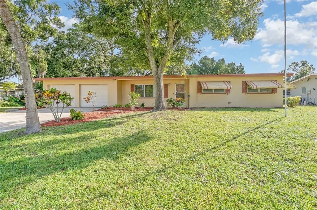 290 Bry Lynn Drive, MELBOURNE