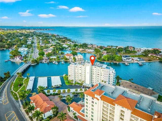 1365 Snell Isle Boulevard Ne 8d, ST PETERSBURG