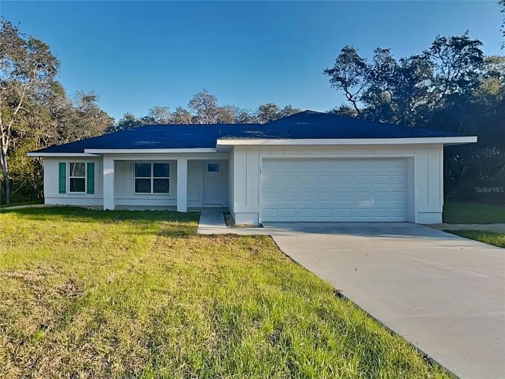 13 Locust Loop Circle, OCALA