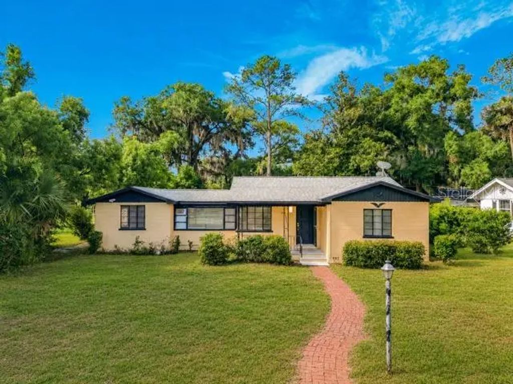 948 Ne 6th St, OCALA