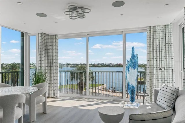 1260 Dolphin Bay Way 301, SARASOTA
