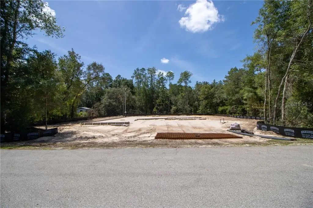 1242 W Redding Street, Hernando