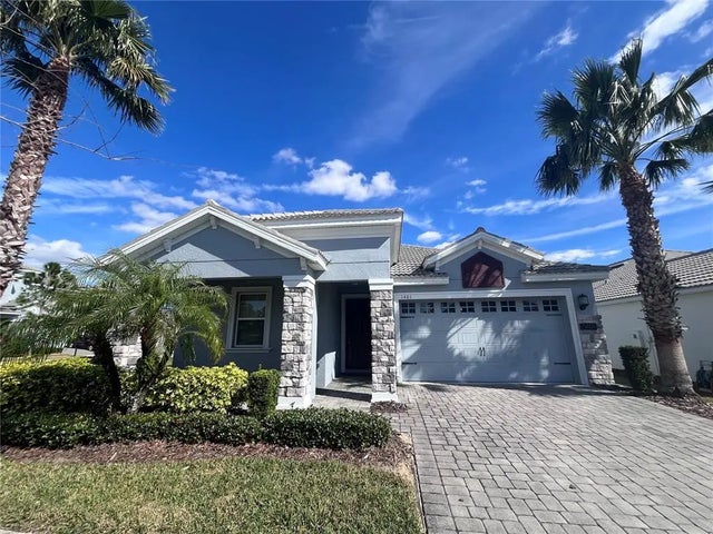 1401 Clubman Drive, DAVENPORT