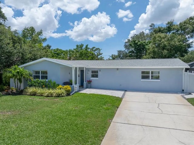 5044 17th Street N, ST PETERSBURG