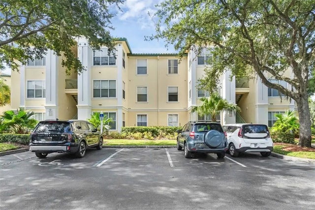 8822 Dunes Court 307, KISSIMMEE