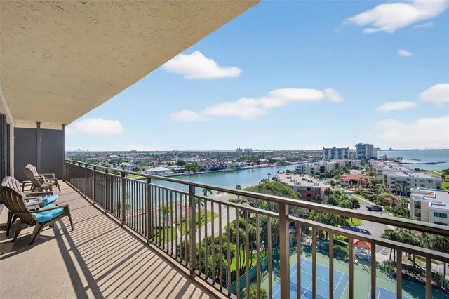 7600 Bayshore Drive 902, TREASURE ISLAND