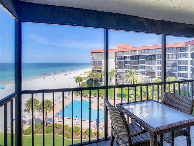 18304 Gulf Boulevard 516, REDINGTON SHORES