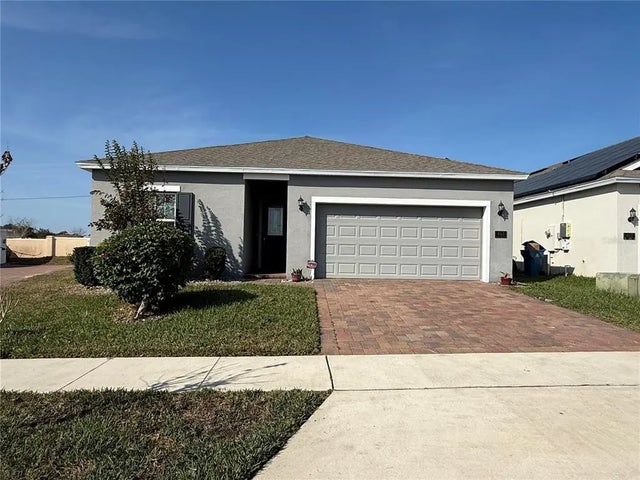 453 Disa Drive, DAVENPORT