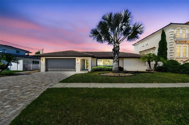 340 Palm Island Ne, CLEARWATER BEACH
