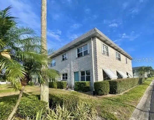5357 81st Street N 15, ST PETERSBURG