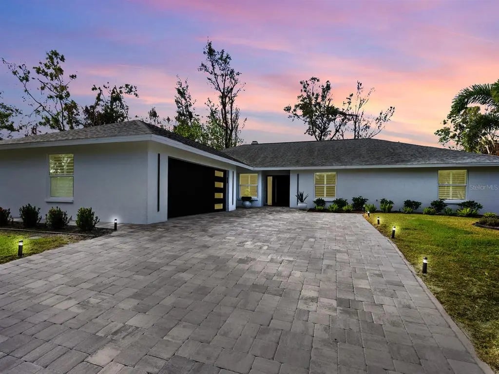 749 Tropical Circle, SARASOTA