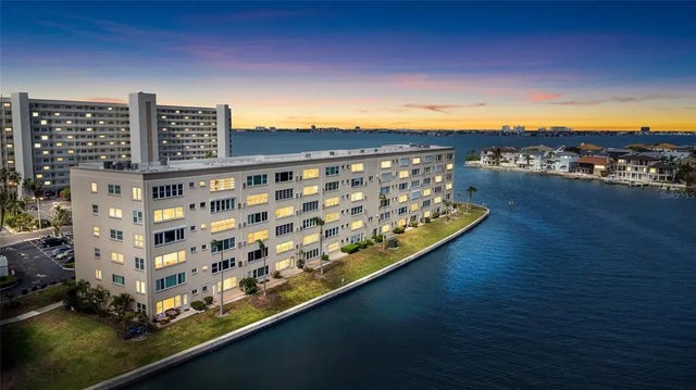 6075 Shore Boulevard S 215, GULFPORT