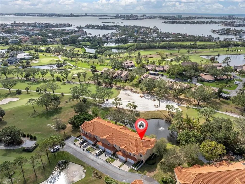 6211 Vista Verde Court, ST. PETERSBURG