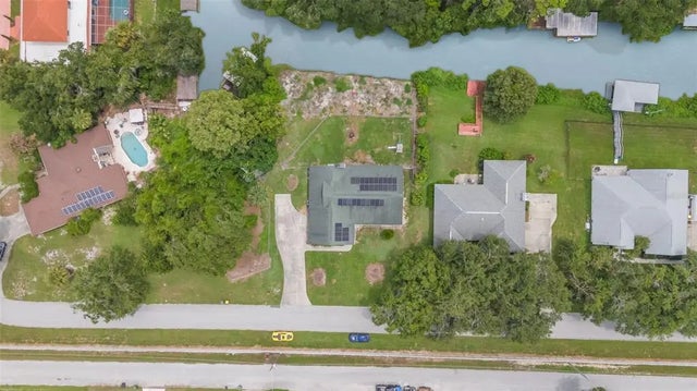 18 Weston Road, LEESBURG