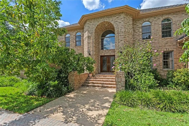 1203 Parrilla De Avila, TAMPA