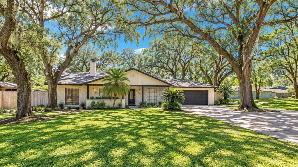 7405 Williams Road, SEFFNER