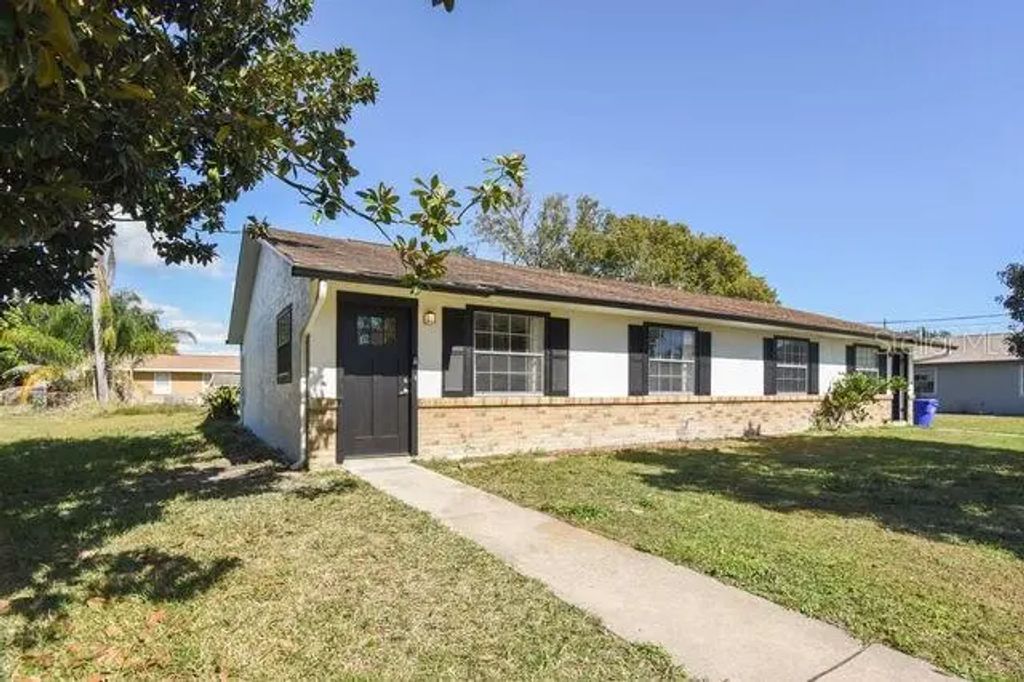 813 W Magnolia Street, KISSIMMEE
