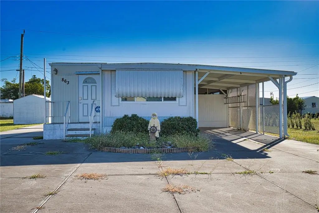 863 Calle Menuda, ENGLEWOOD