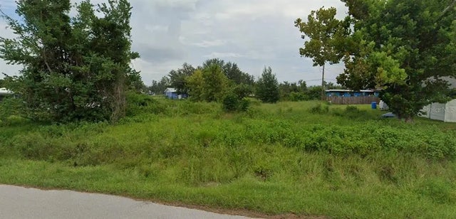 398 Rio Vista Avenue, PUNTA GORDA