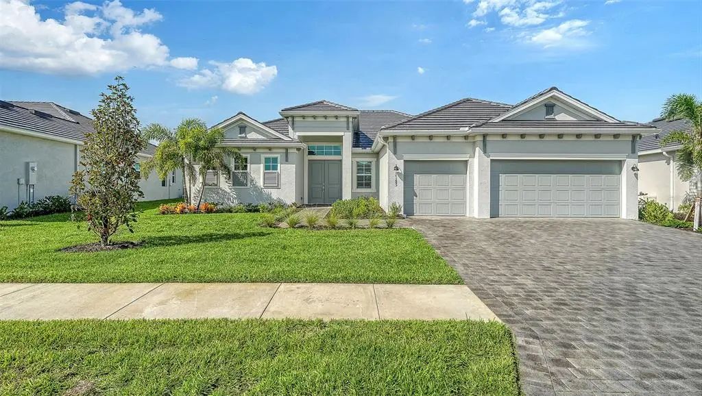 17285 Albatross Road, VENICE