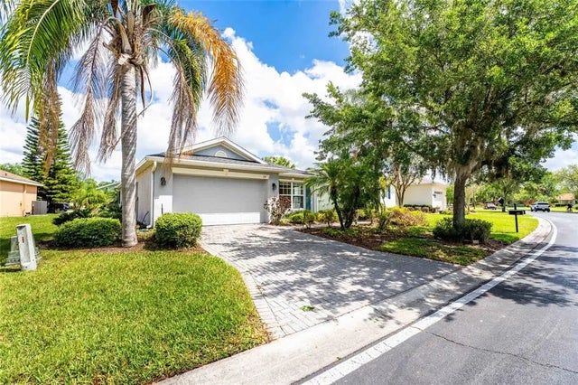 151 Bell Tower Xing W, KISSIMMEE