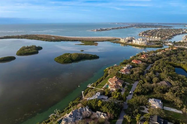 1761 Oceanview Drive, ST PETERSBURG