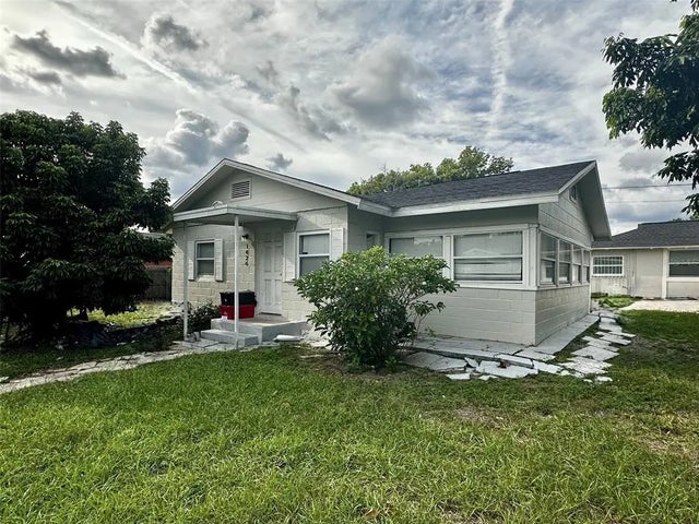 1426 E Holland Avenue, TAMPA