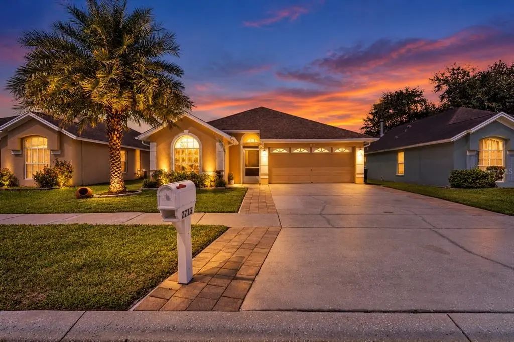 7713 Marbella Creek Avenue, TAMPA