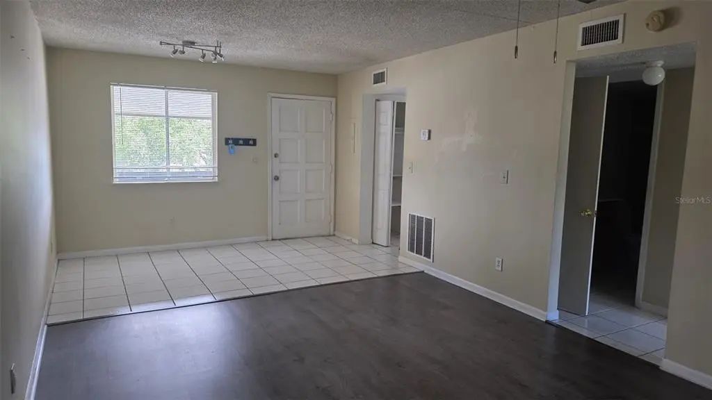 6328 Newtown Circle B2, TAMPA